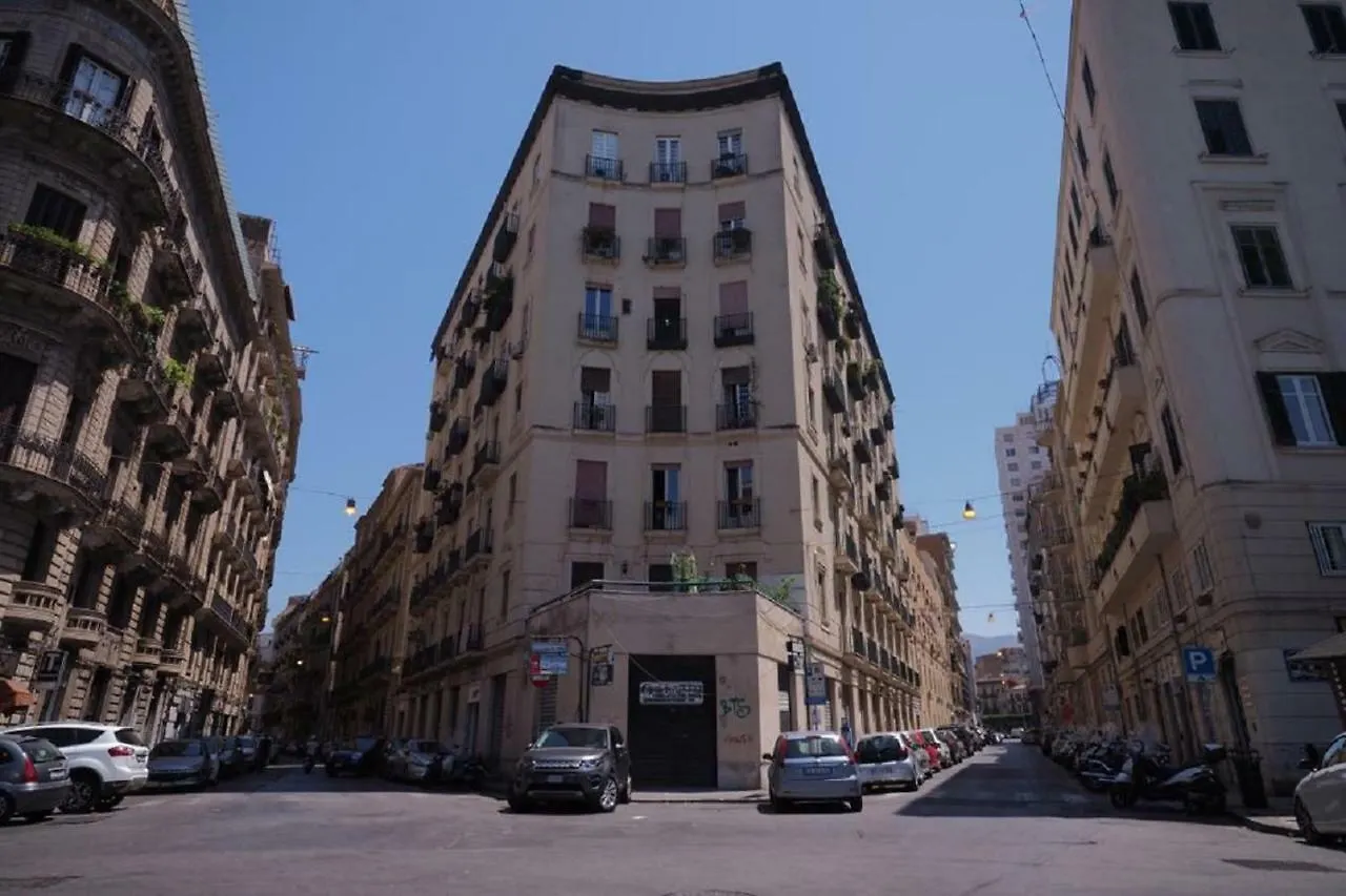 Amazing Politeama House Apartment Palermo